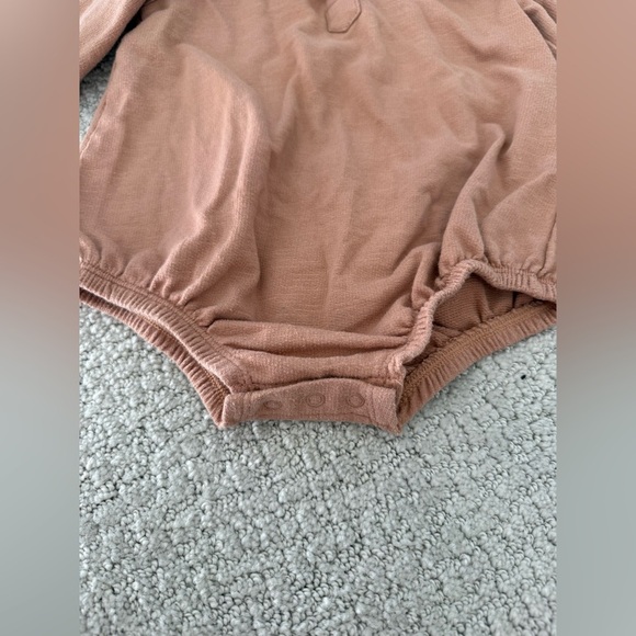 Grayson Collective Bubble Romper Size 6-9 Months Brown Preppy Fall Gauze - Picture 6 of 9